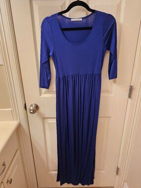 NWOT Chris & Carol Medium Cobalt Blue 3/4 Sleeve Dress